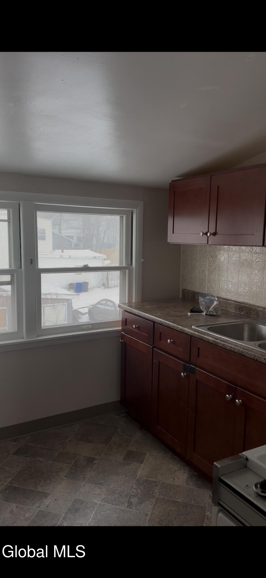 117 Henry Street Schenectady NY 12304