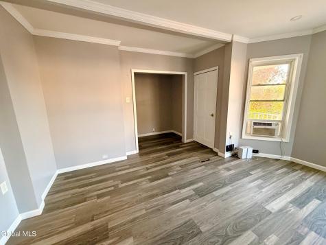 517 Summit Avenue Schenectady NY 12307