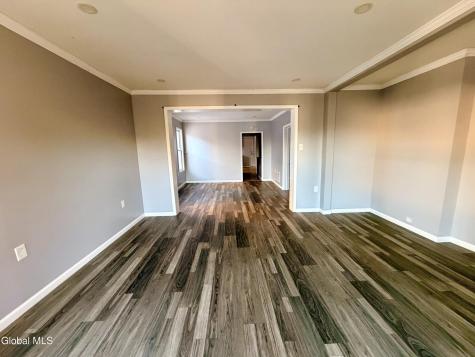 517 Summit Avenue Schenectady NY 12307