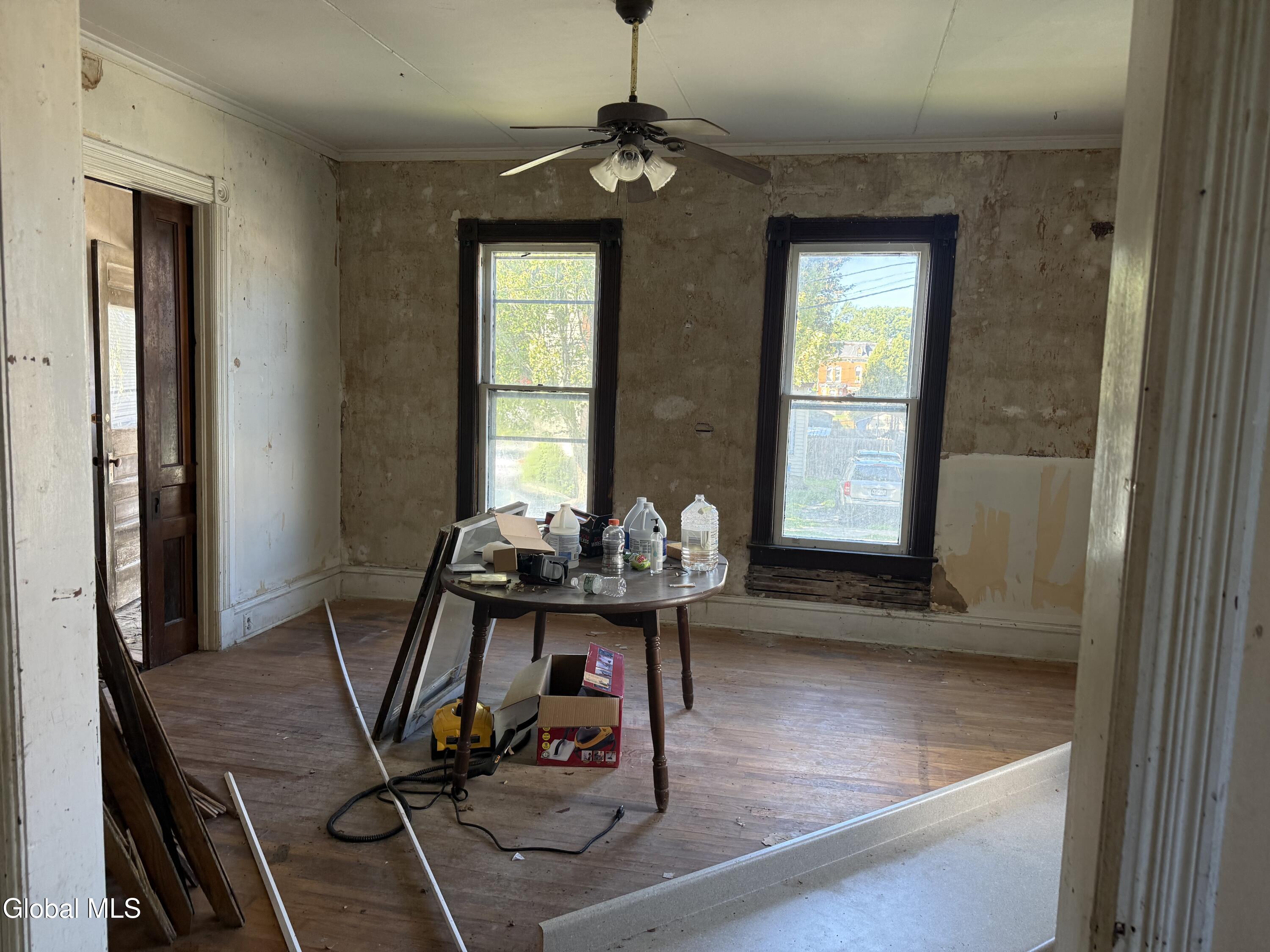 2 Gilbert Street Johnstown NY 12095