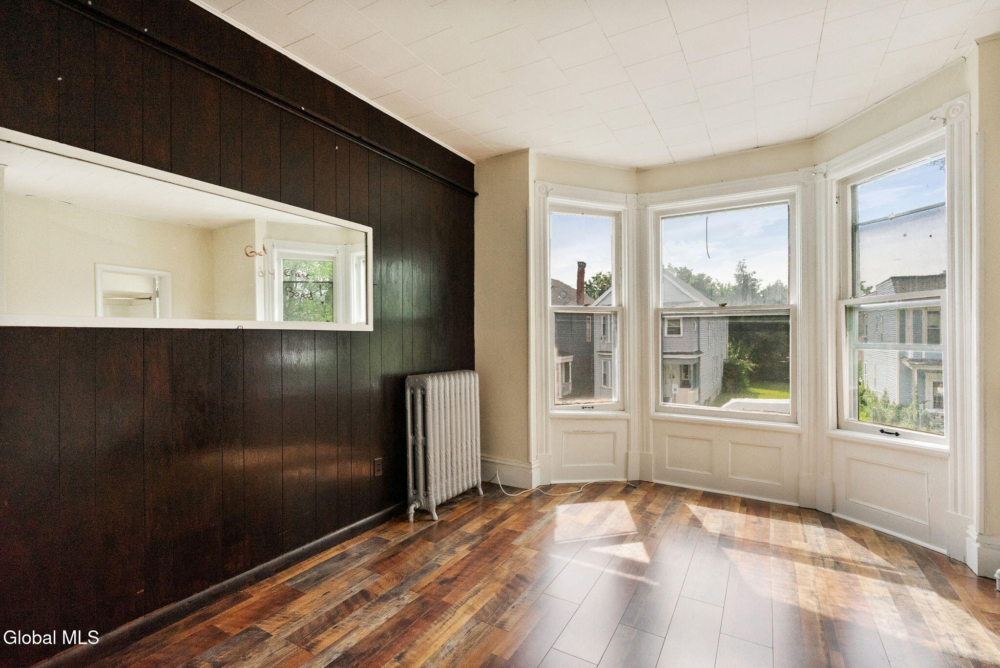 86 6th Avenue Troy NY 12180