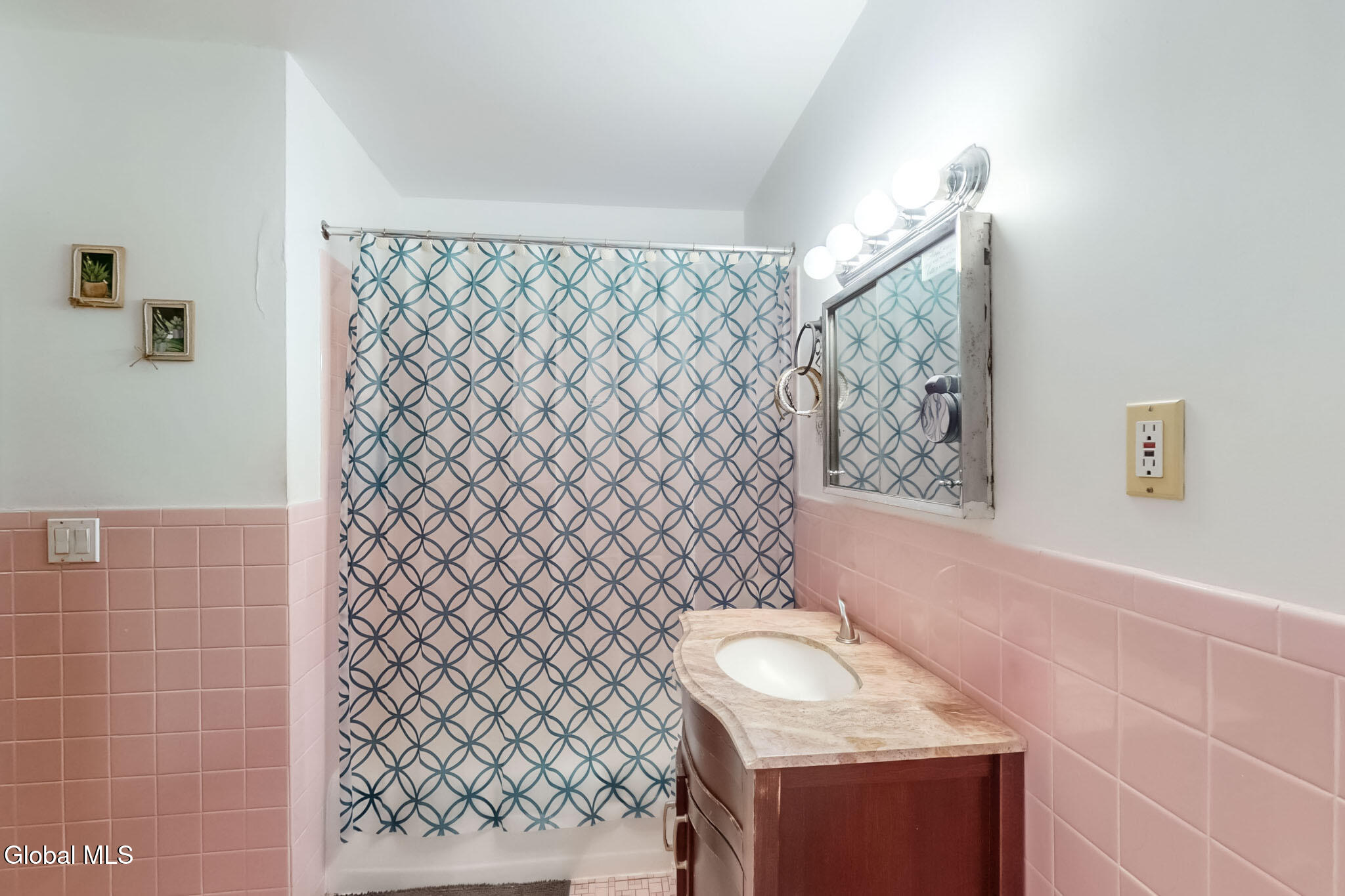 3122 High Street Valatie NY 12184