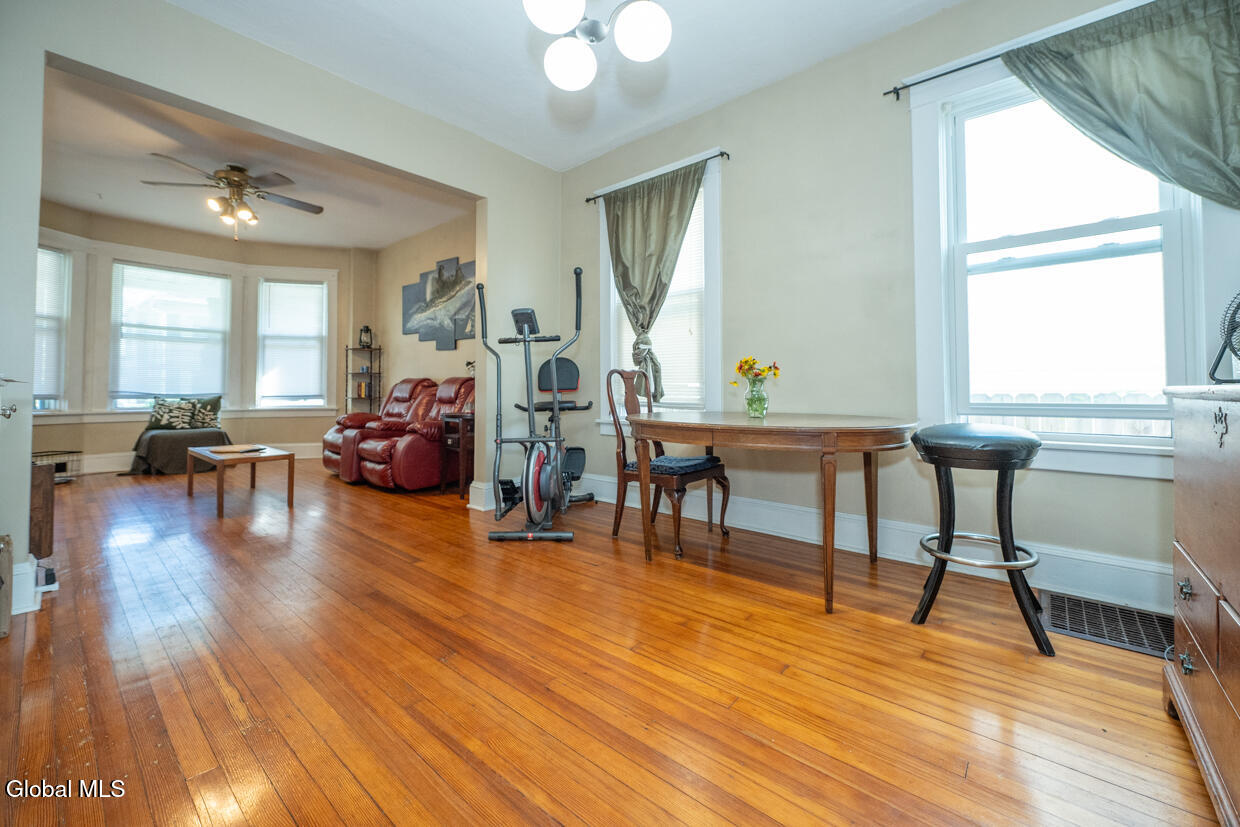 10 Bohl Avenue Albany NY 12209