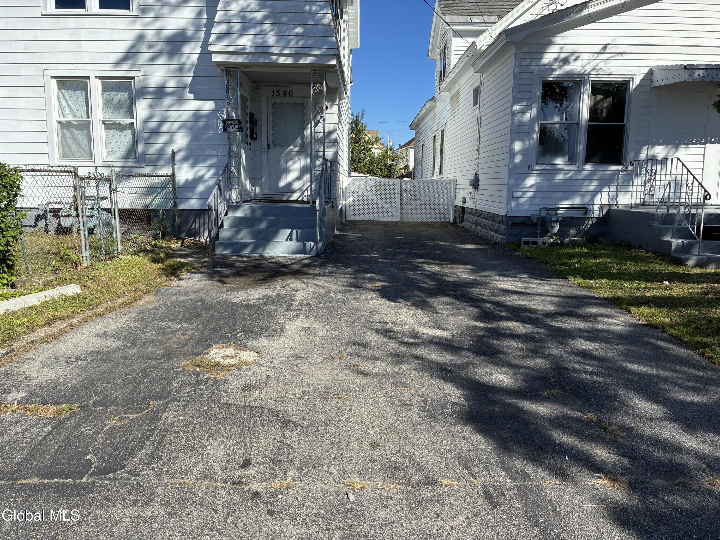 1340 4th Avenue Schenectady NY 12303