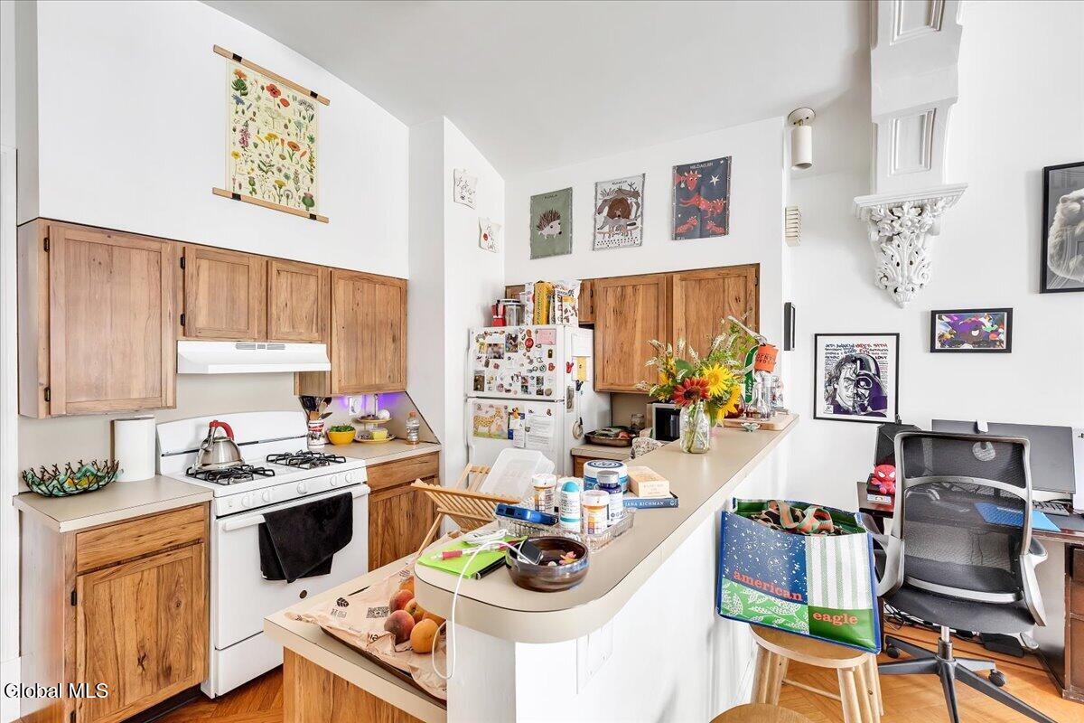 221 Lancaster Street Albany NY 12210