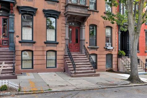 221 Lancaster Street Albany NY 12210