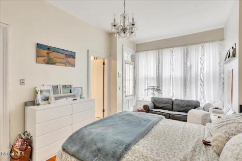 221 Lancaster Street Albany NY 12210