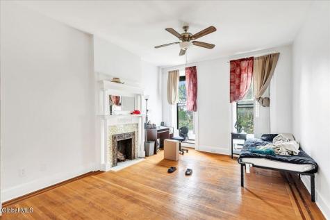 221 Lancaster Street Albany NY 12210