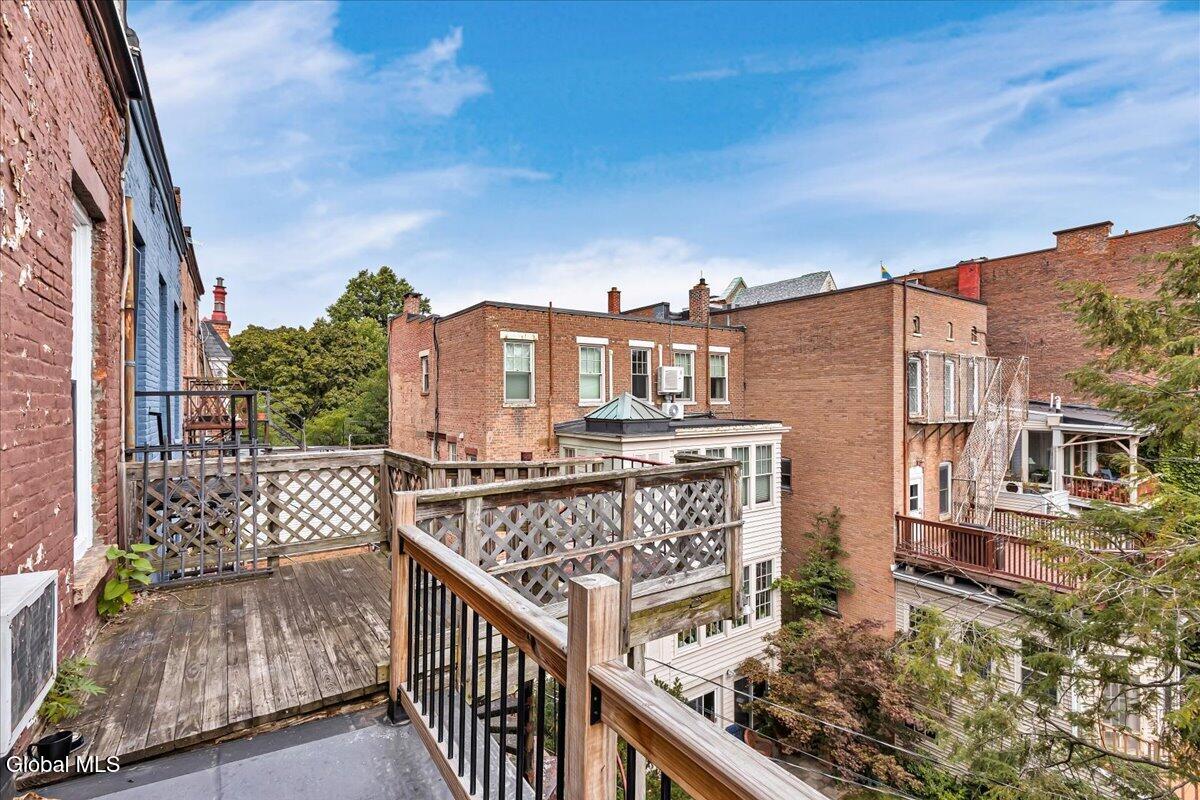 221 Lancaster Street Albany NY 12210