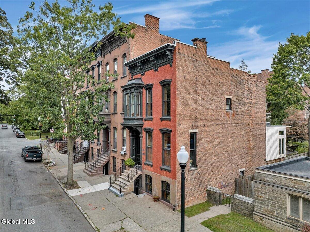 221 Lancaster Street Albany NY 12210