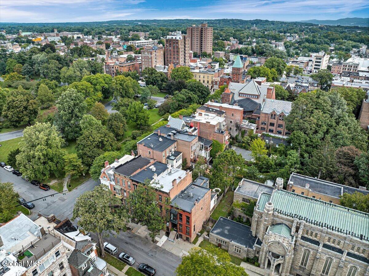 221 Lancaster Street Albany NY 12210