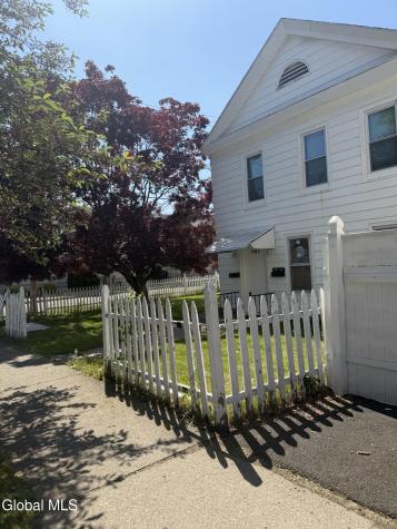 602 23rd Street Watervliet NY 12189