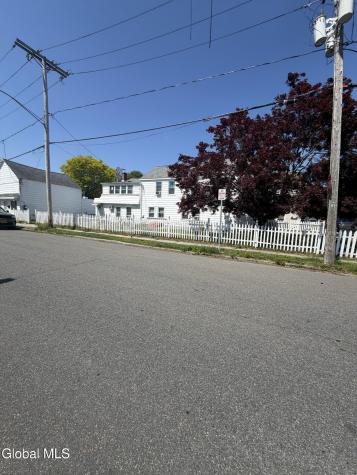 602 23rd Street Watervliet NY 12189