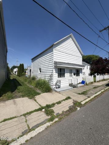 602 23rd Street Watervliet NY 12189