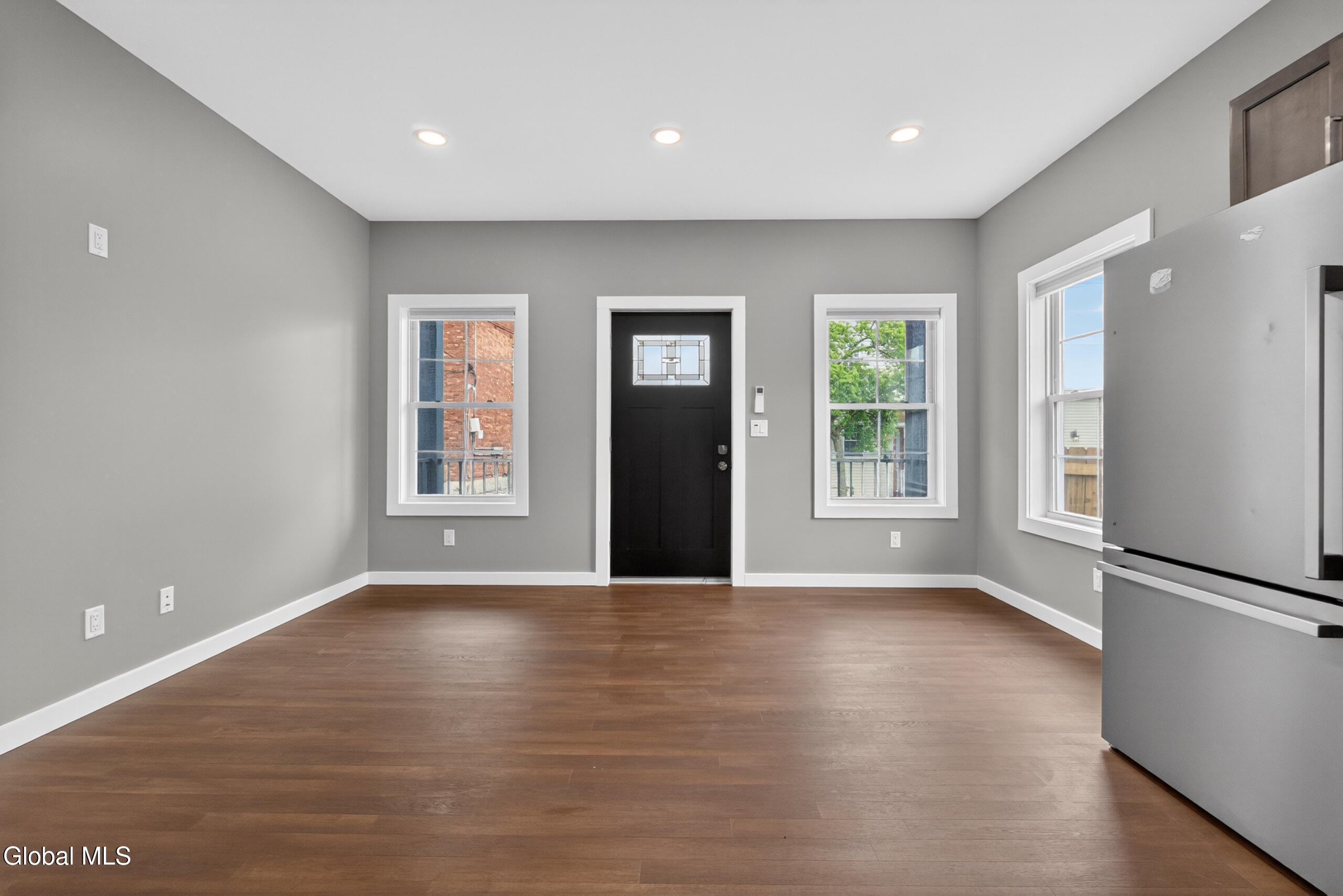 20 Monroe Street Schenectady NY 12305