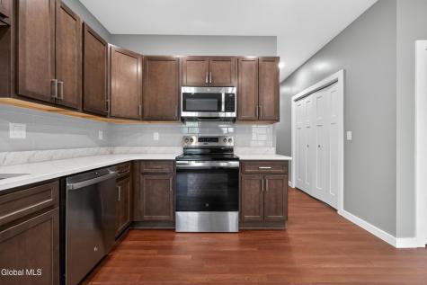 20 Monroe Street Schenectady NY 12305