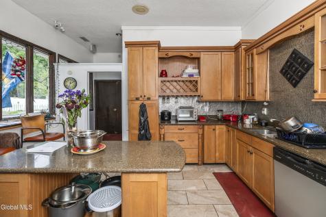 171 Hill Street Troy NY 12180