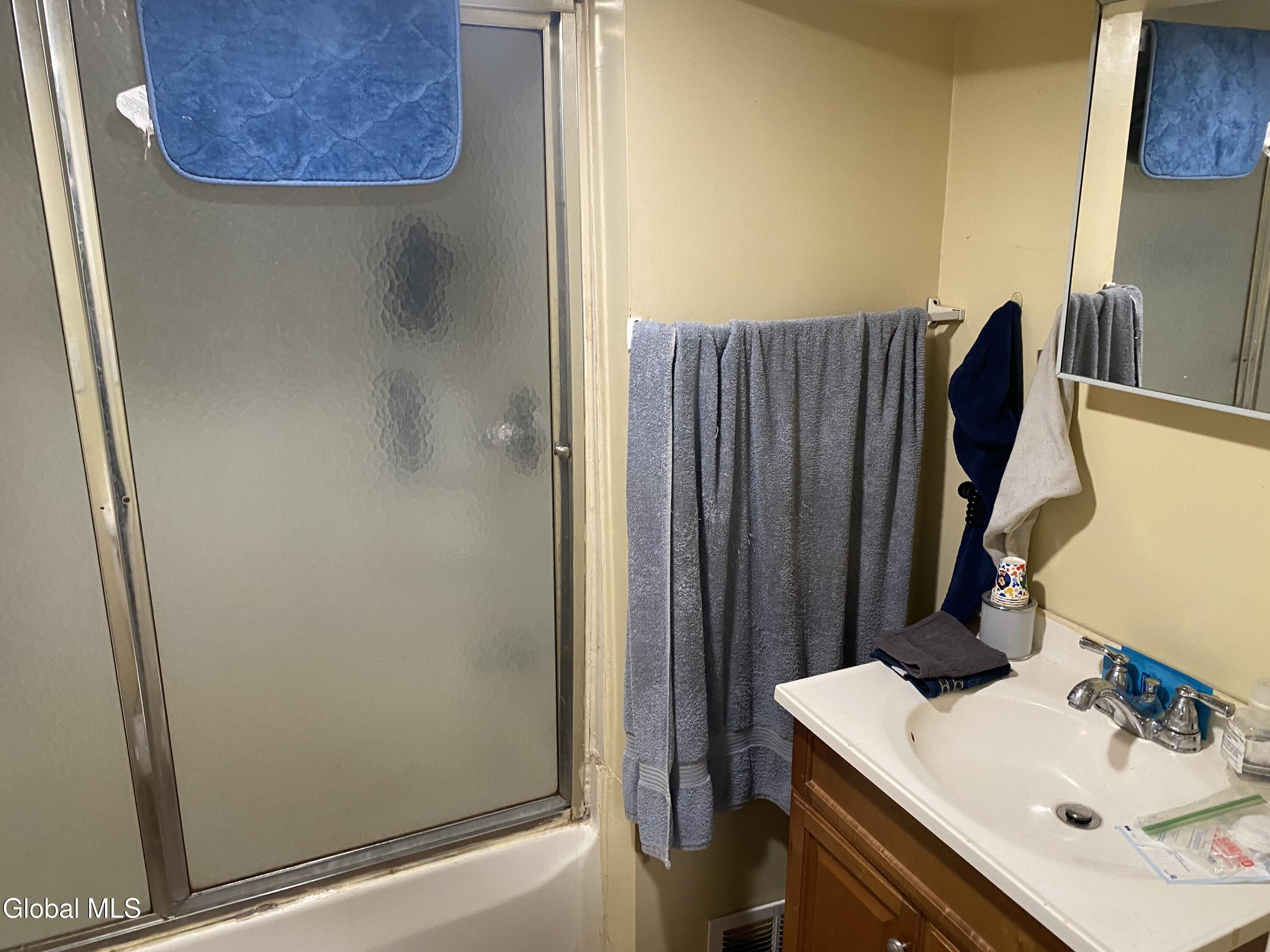 48 Prospect Avenue Gloversville NY 12078