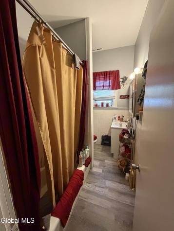 27 Catherine Street Schenectady NY 12307