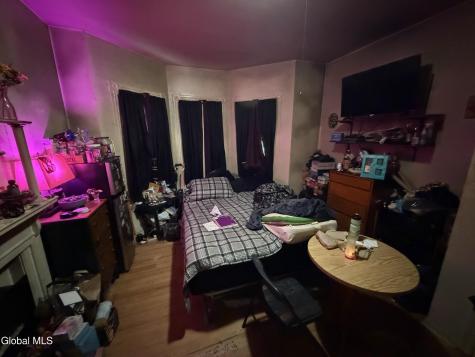 27 Catherine Street Schenectady NY 12307