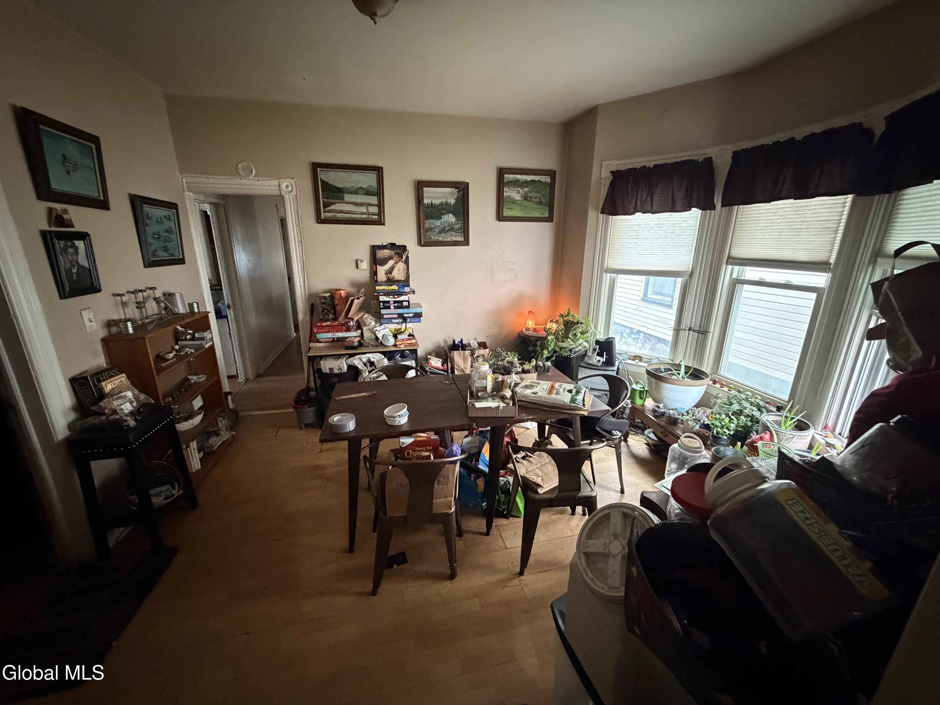 27 Catherine Street Schenectady NY 12307