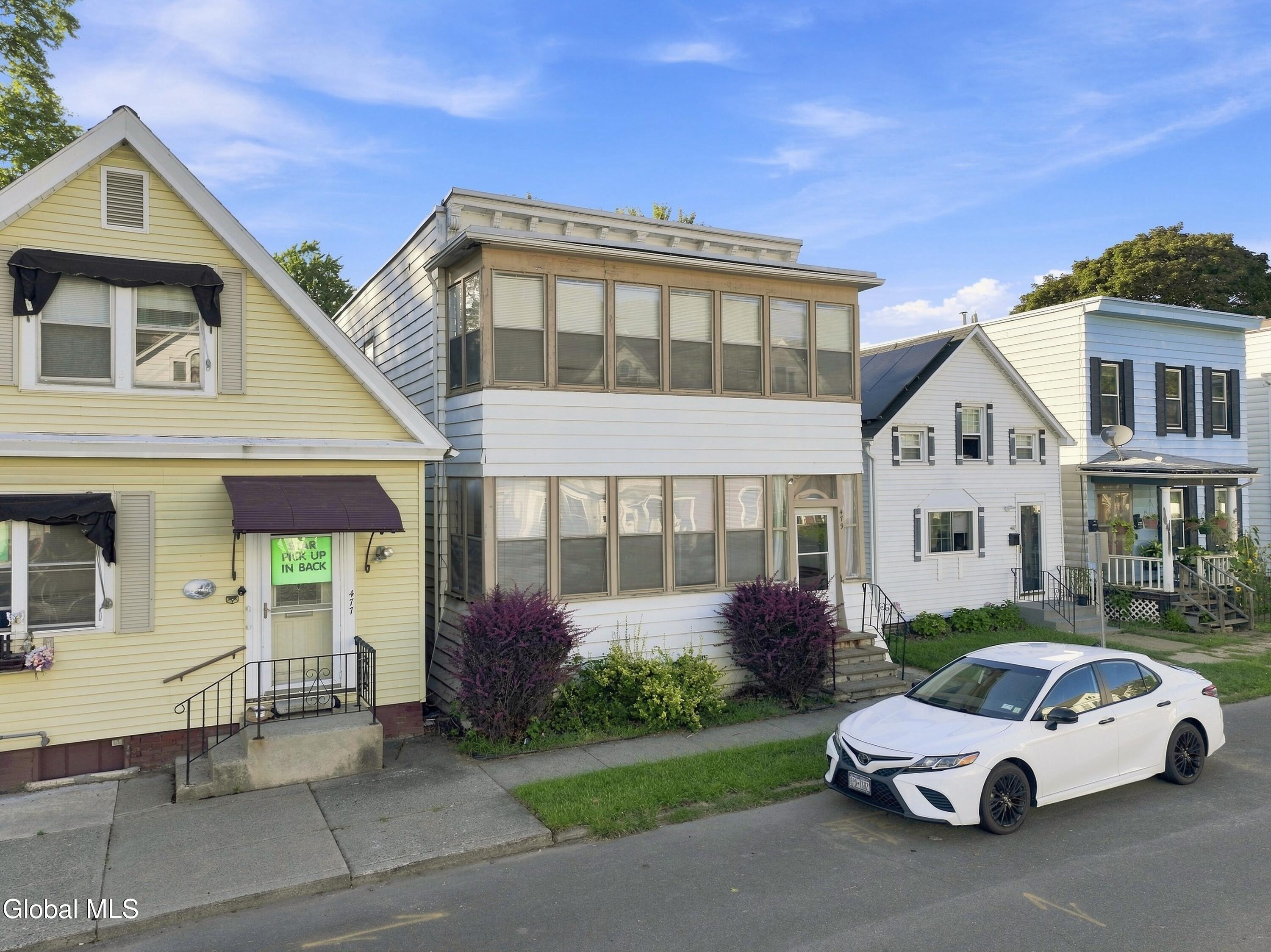 479 8th Avenue Troy NY 12182