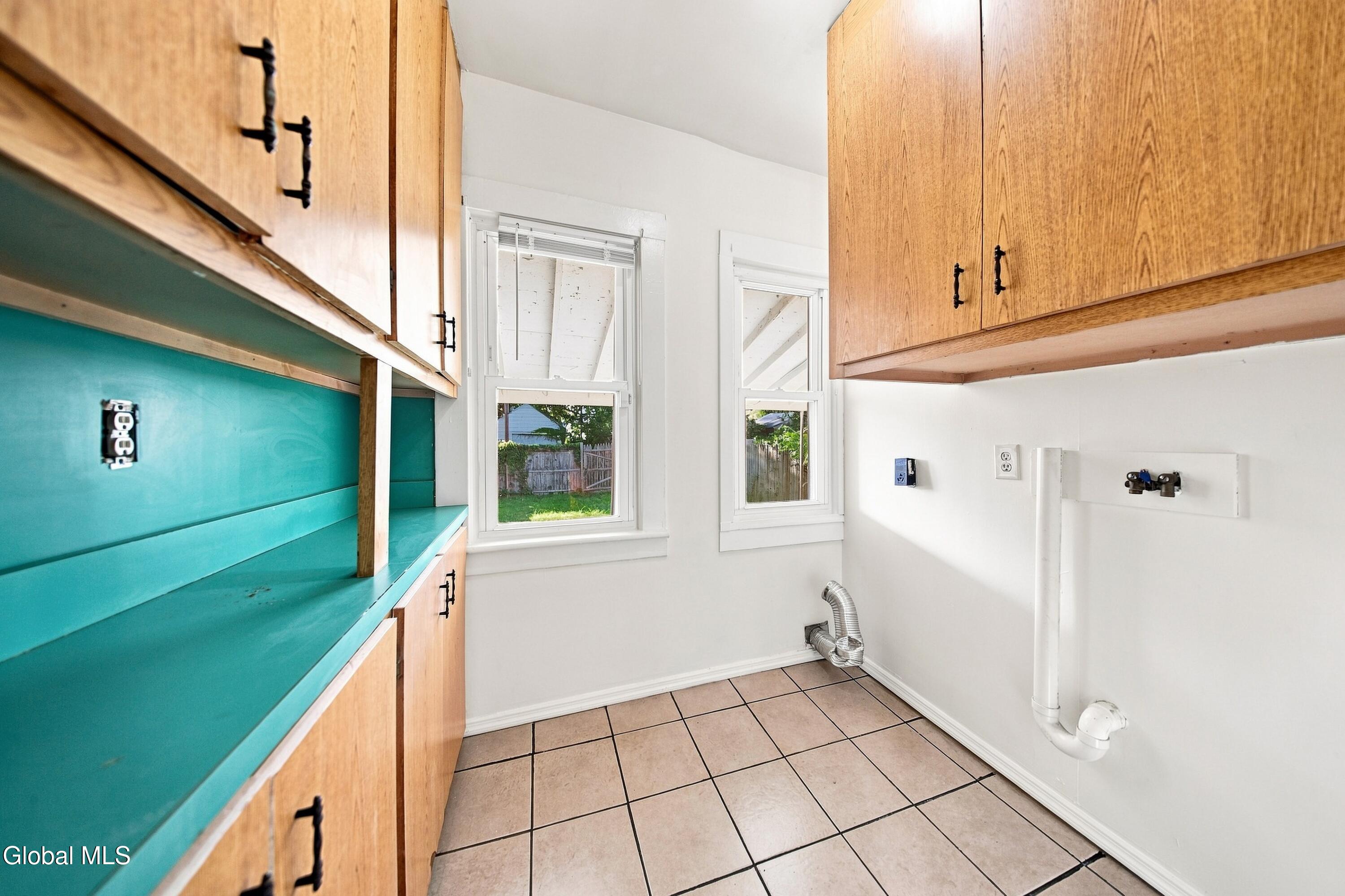 479 8th Avenue Troy NY 12182