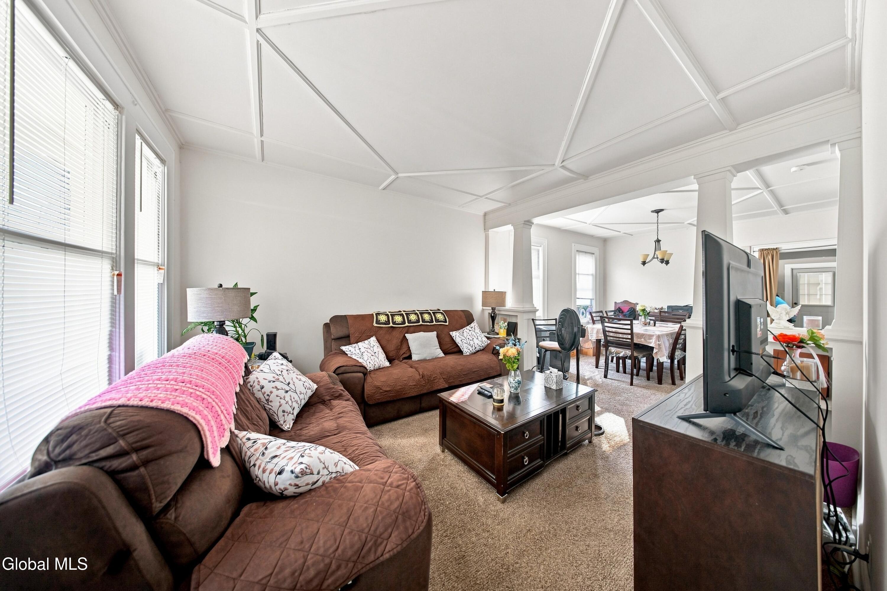 479 8th Avenue Troy NY 12182