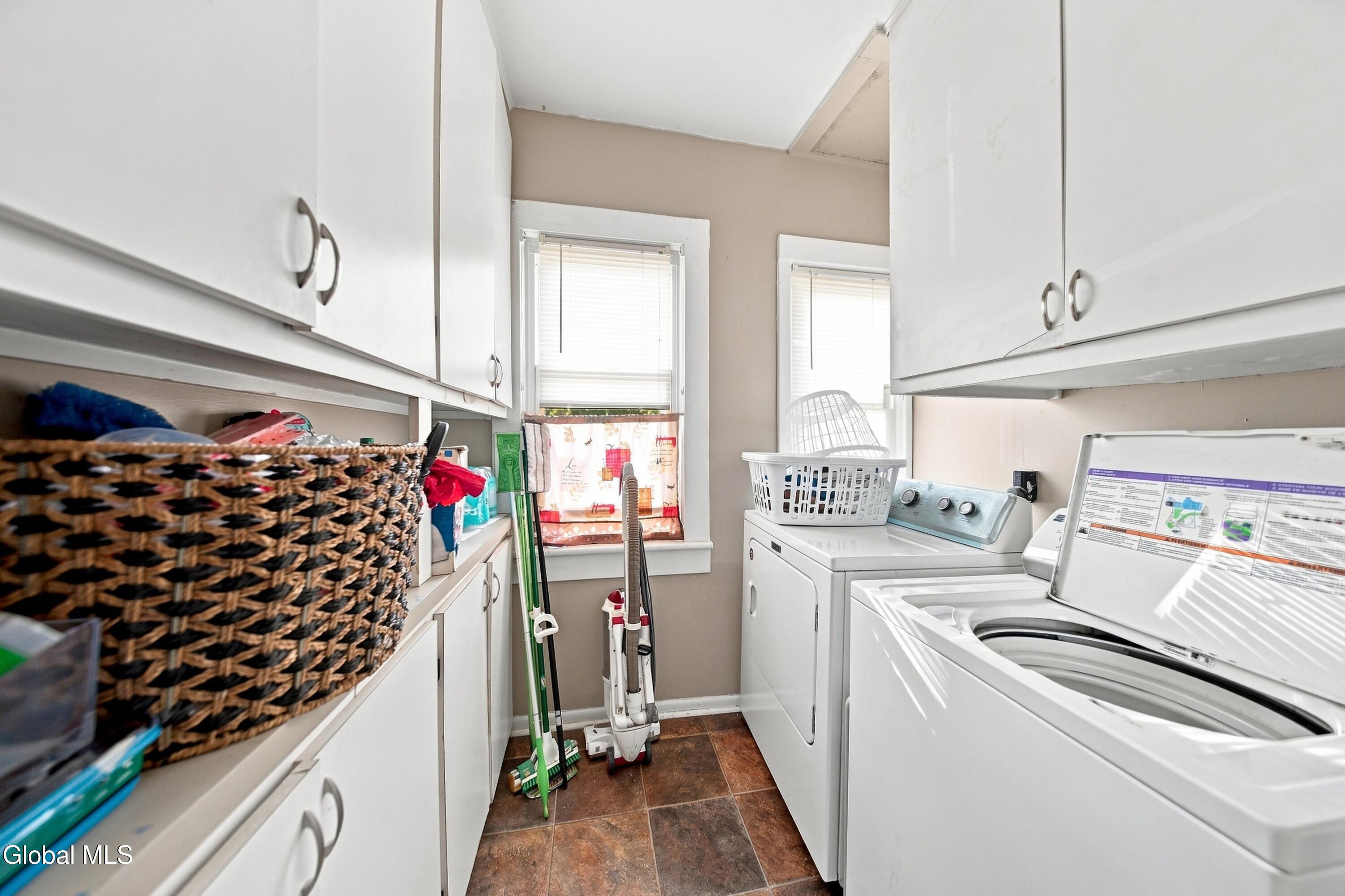 479 8th Avenue Troy NY 12182