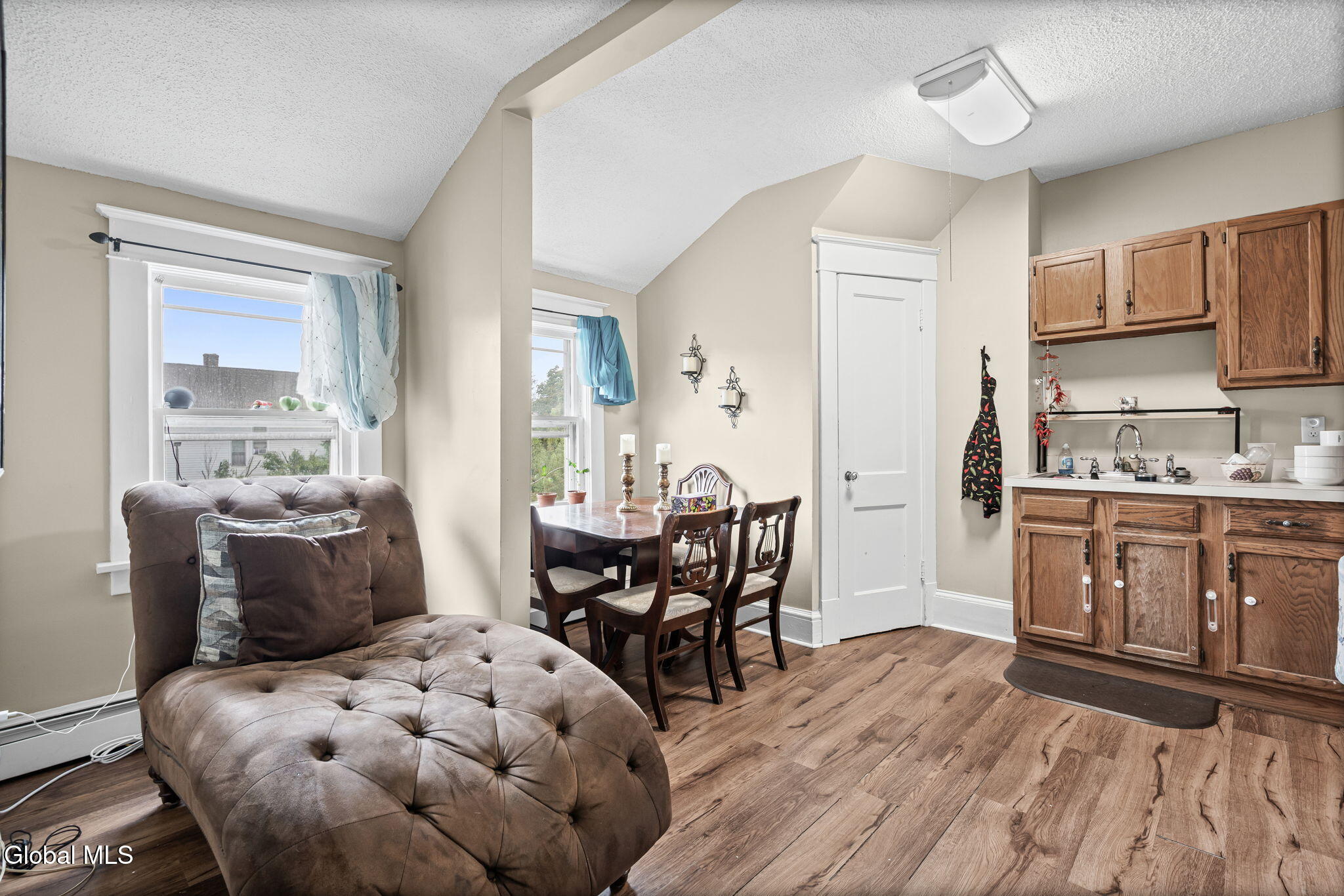 476 Delaware Avenue Albany NY 12209