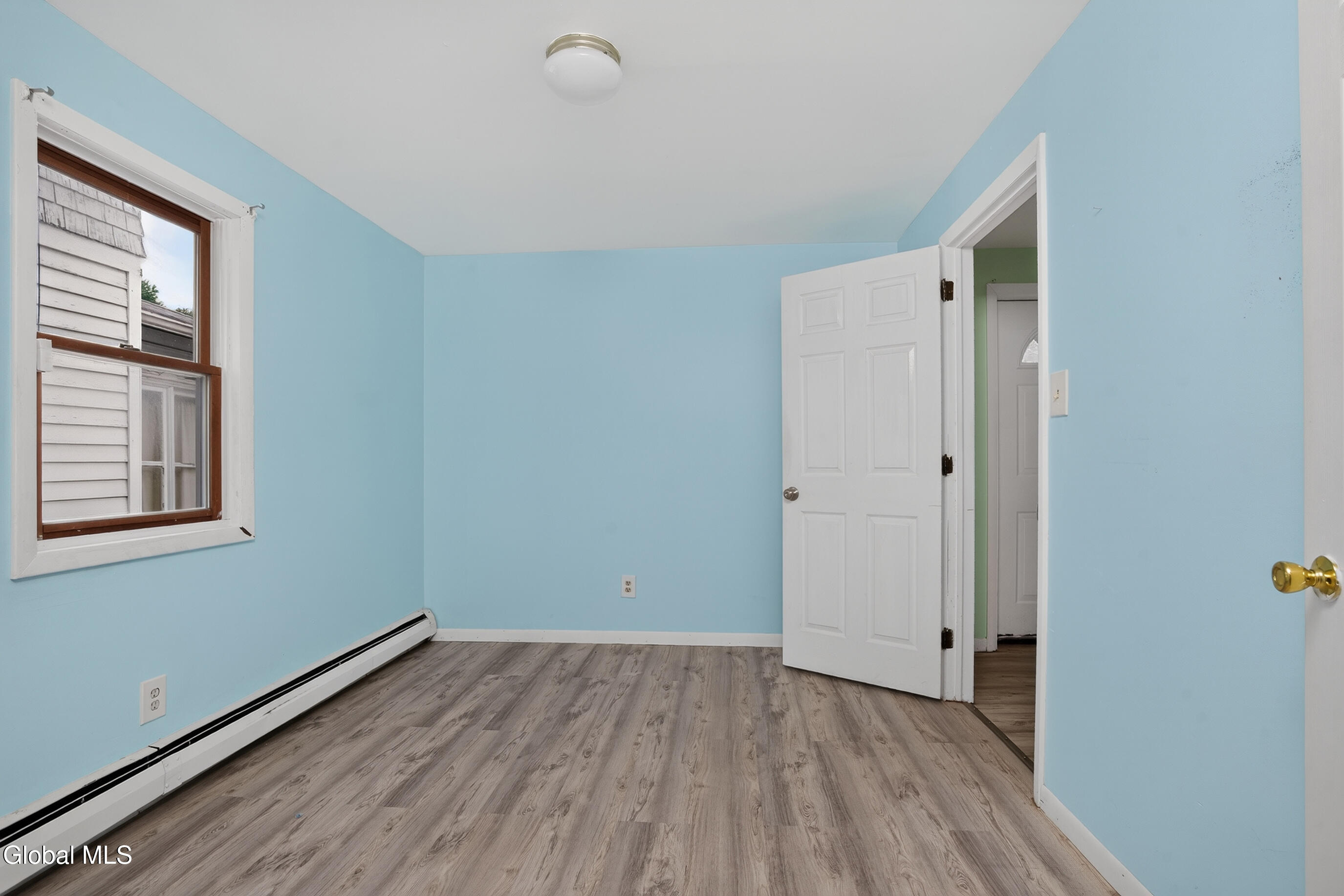 17 Frank Street Schenectady NY 12304