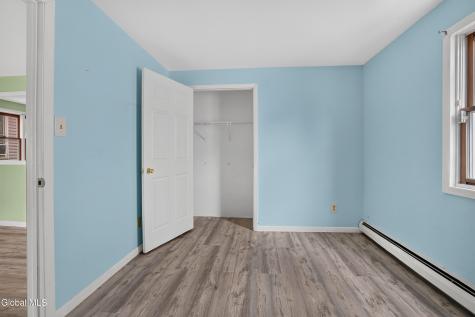 17 Frank Street Schenectady NY 12304