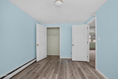 17 Frank Street Schenectady NY 12304