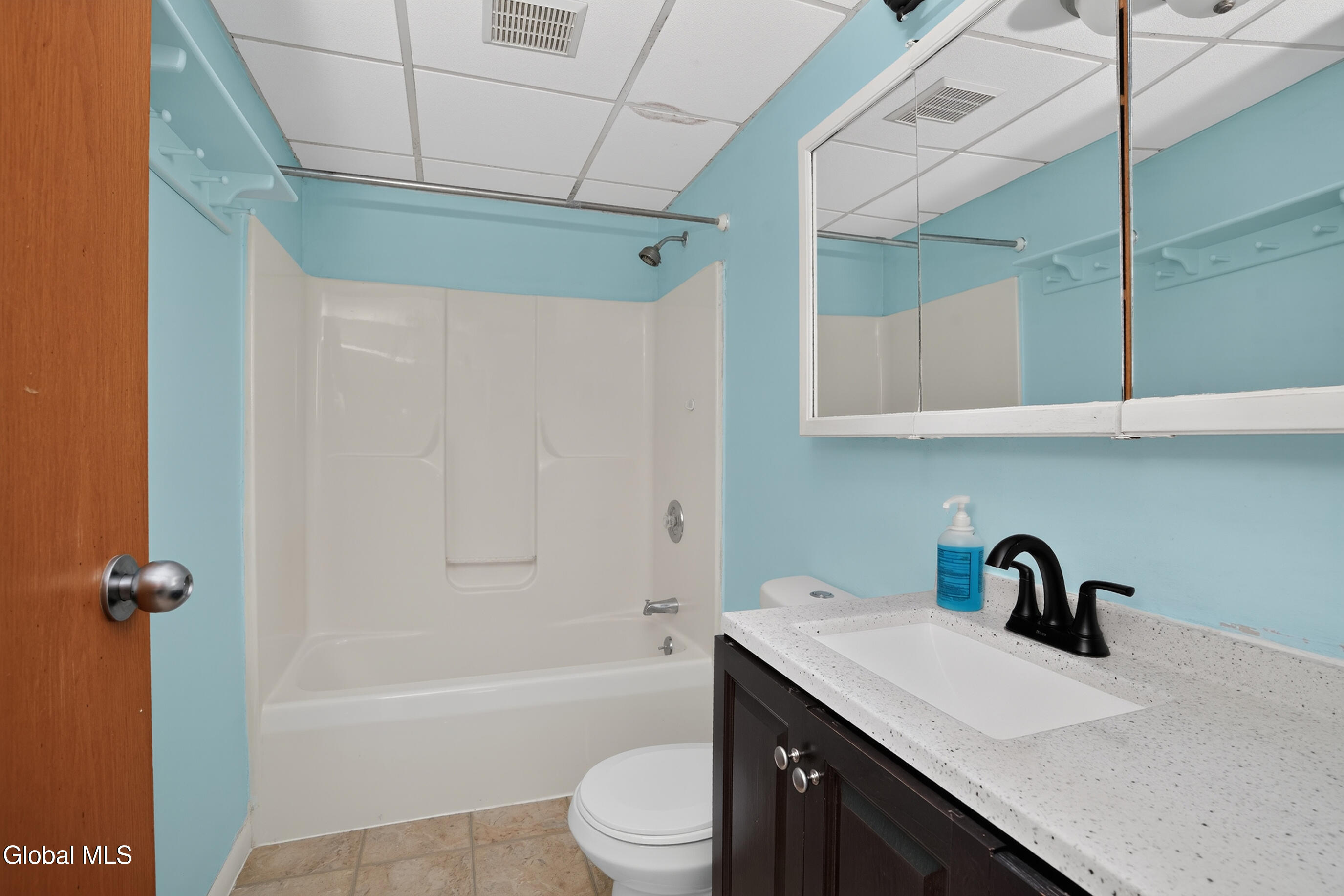 17 Frank Street Schenectady NY 12304
