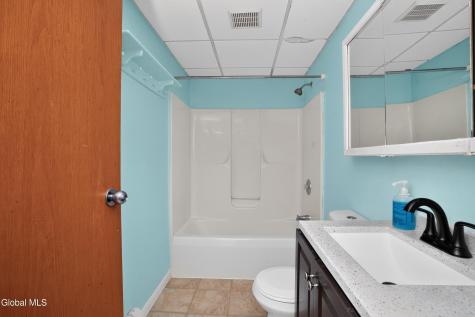 17 Frank Street Schenectady NY 12304