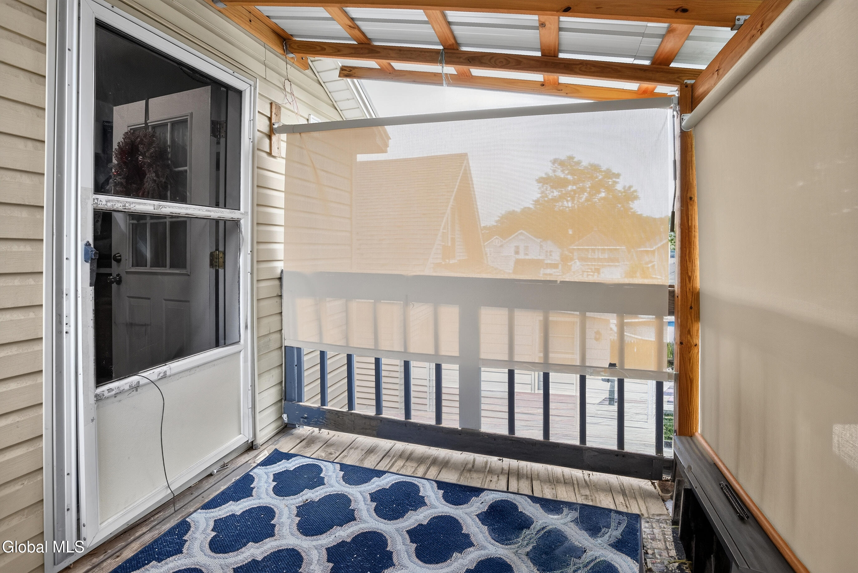 17 Frank Street Schenectady NY 12304
