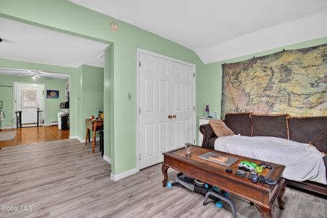 17 Frank Street Schenectady NY 12304