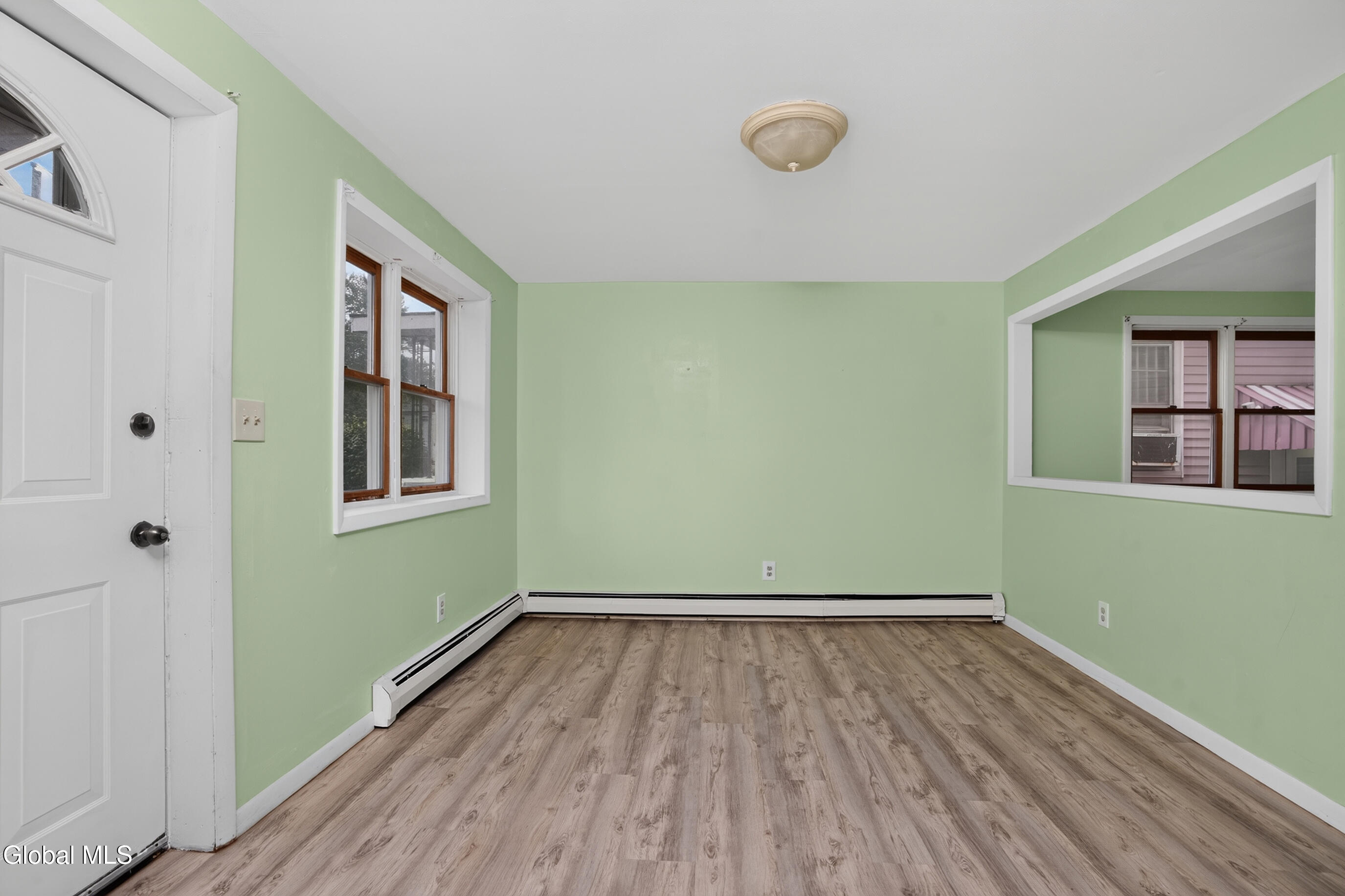 17 Frank Street Schenectady NY 12304
