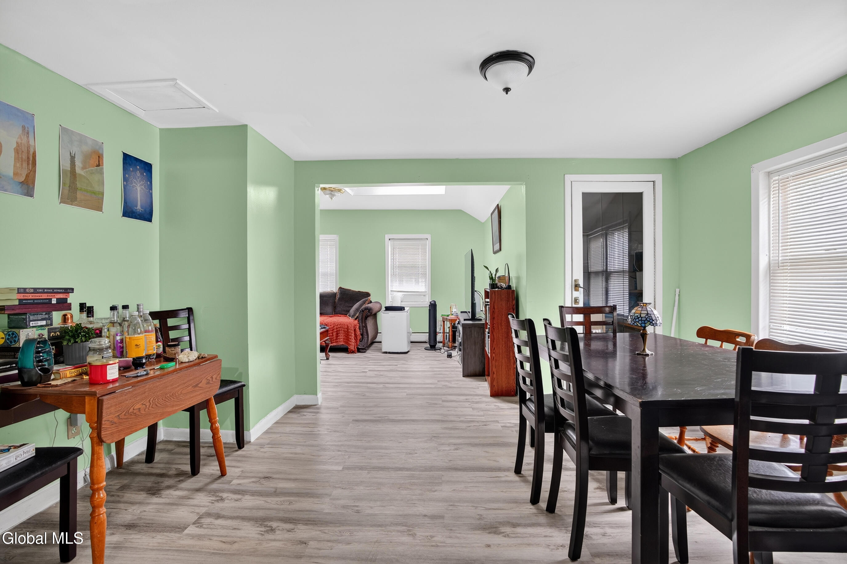 17 Frank Street Schenectady NY 12304