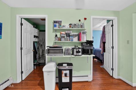 17 Frank Street Schenectady NY 12304
