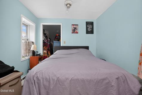 17 Frank Street Schenectady NY 12304