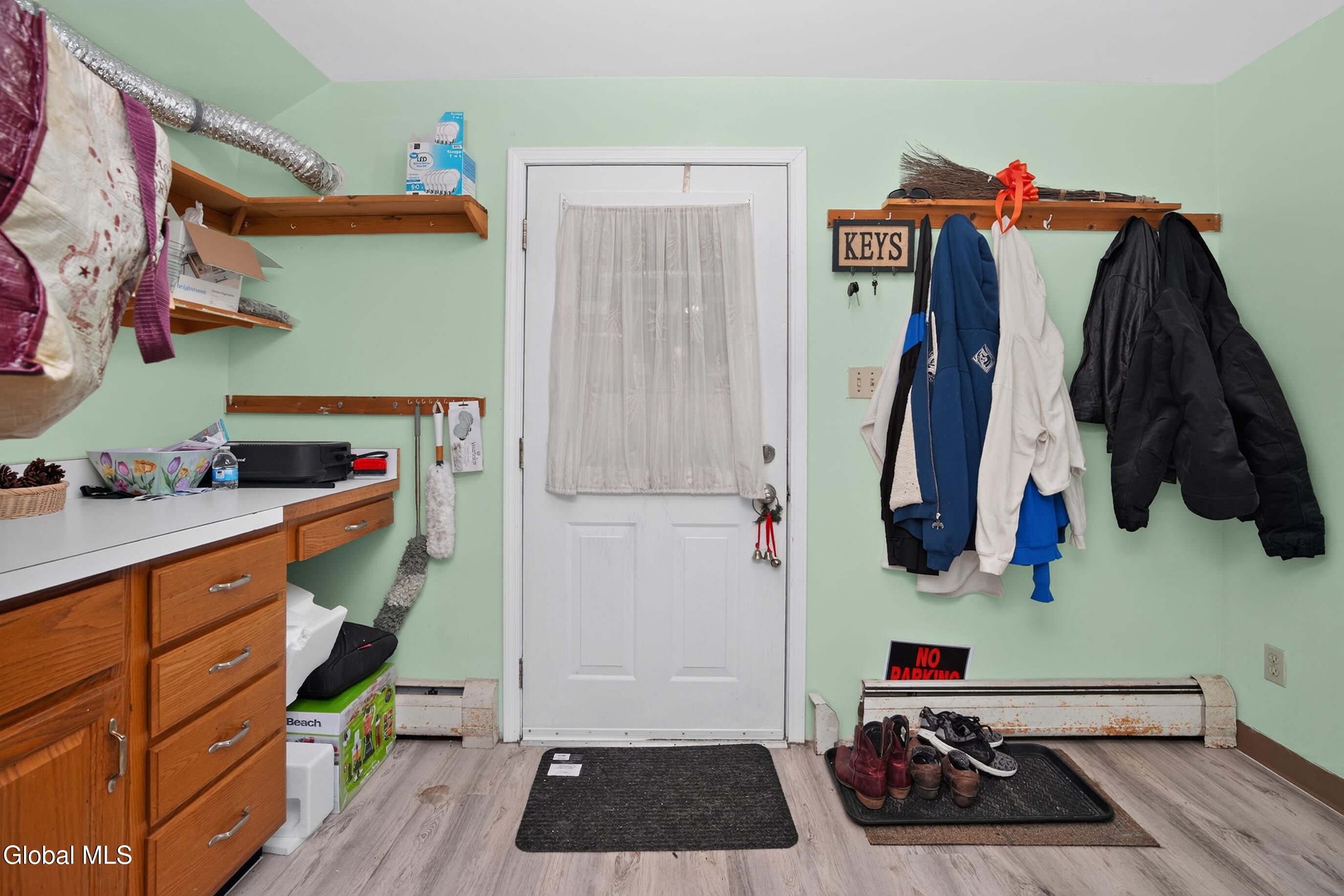 17 Frank Street Schenectady NY 12304