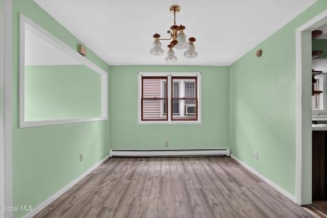 17 Frank Street Schenectady NY 12304