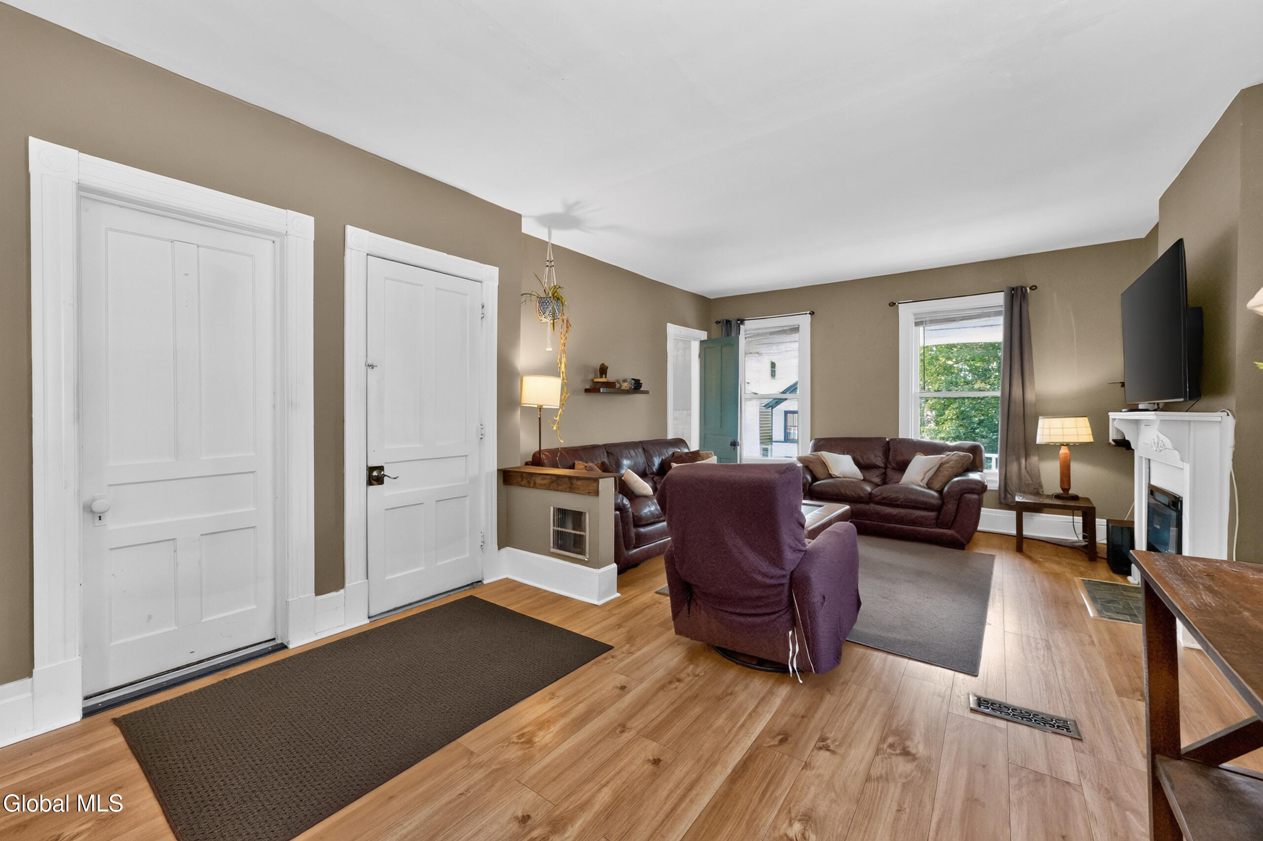 5 Lansing Avenue Troy NY 12180