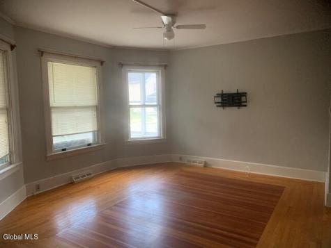 31 Vley Road Scotia NY 12302