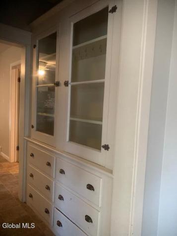 31 Vley Road Scotia NY 12302