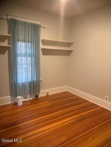 31 Vley Road Scotia NY 12302