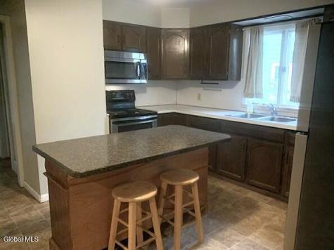 31 Vley Road Scotia NY 12302