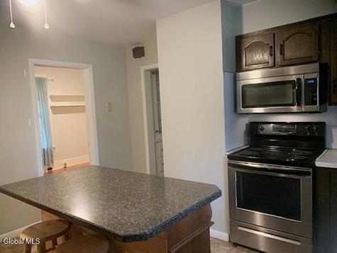 31 Vley Road Scotia NY 12302