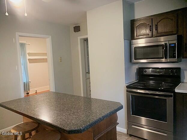 31 Vley Road Scotia NY 12302